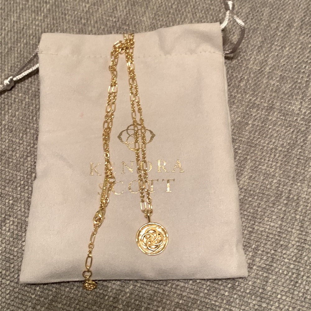 “Does Anyone Have Change” Kendra Scott Dora coin necklace - Picture 6 of 6